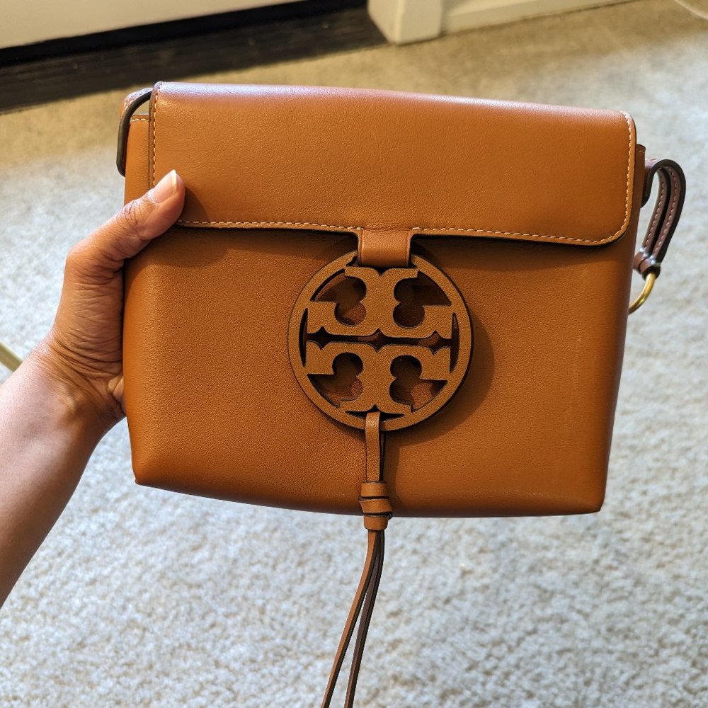 Tory Burch Miller Logo Bag in Caramello